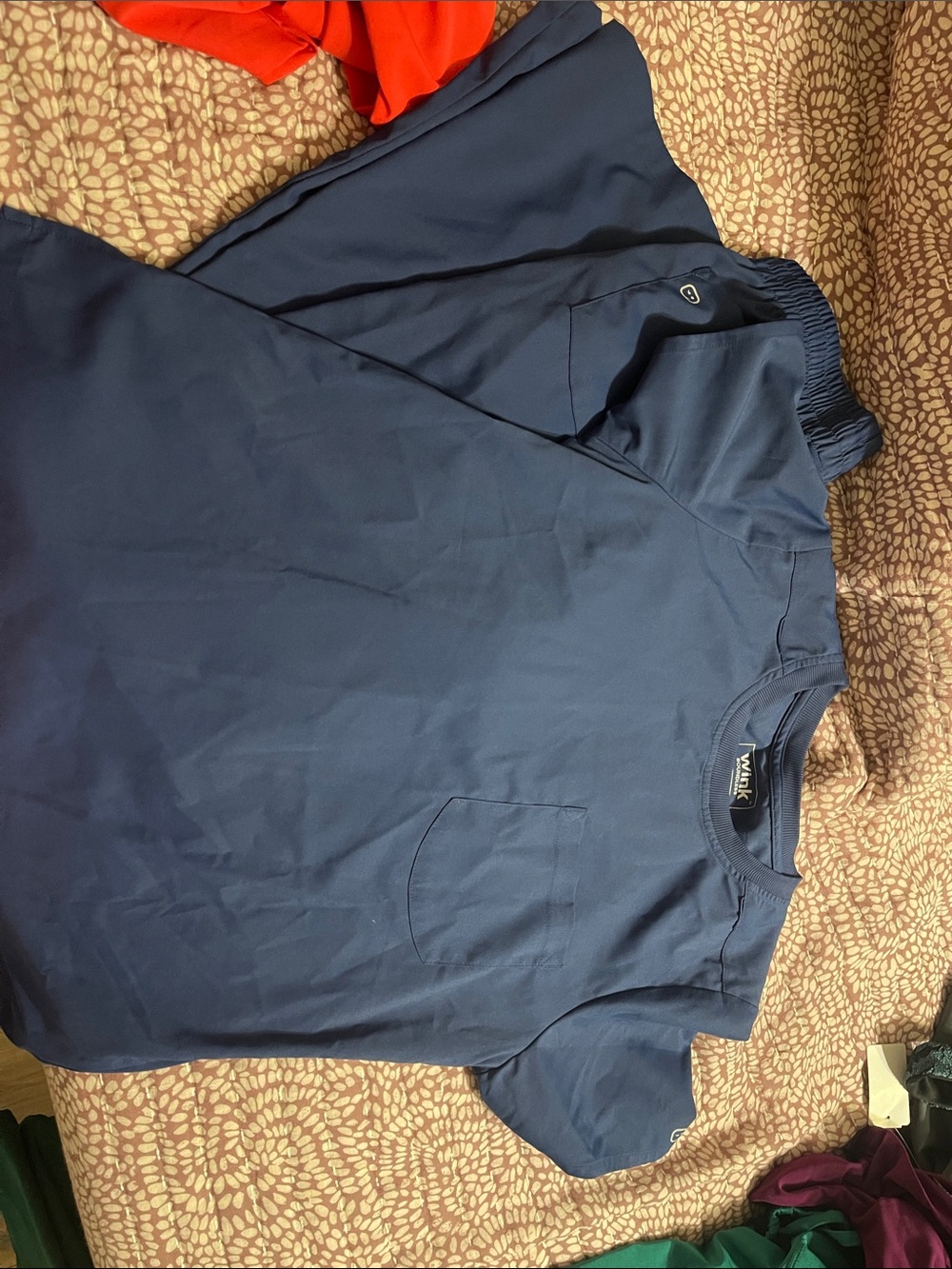 Scrub set